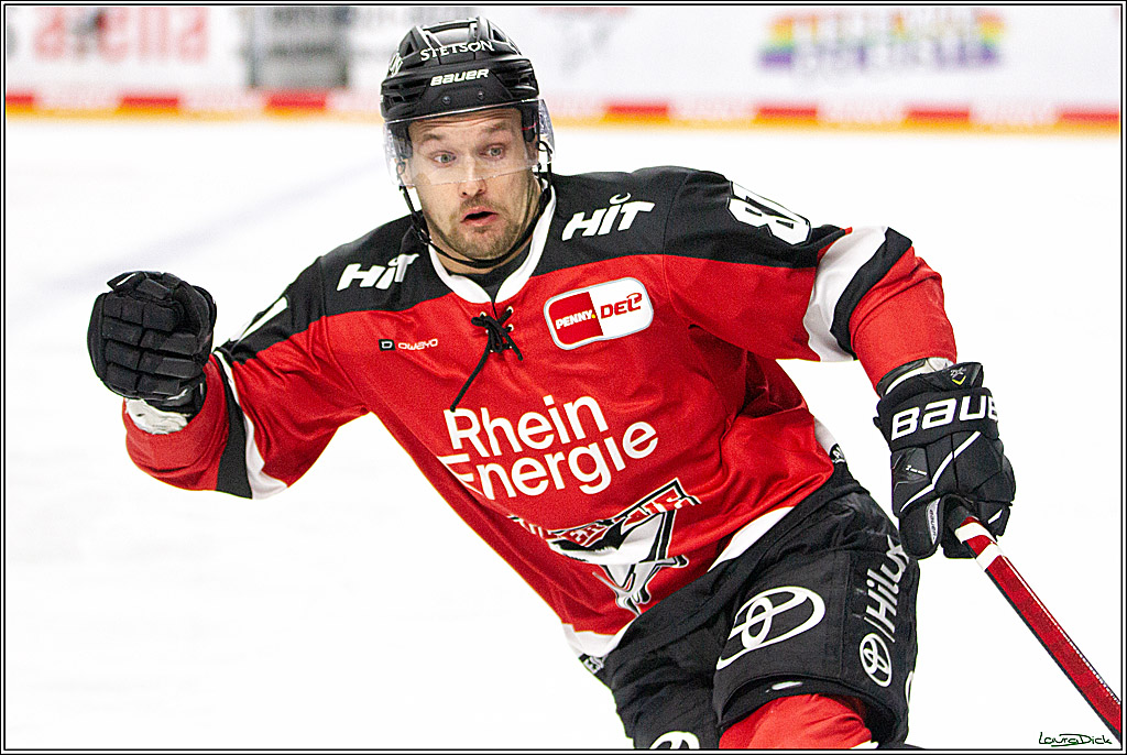 PENNY DEL;  Koelner Haie - Straubing Tigers; Koeln, 15.10.2021